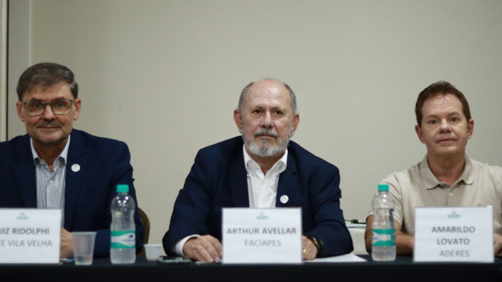 Lideranças associativistas se reúnem em Vila Velha e conhecem novos serviços para as associações comerciais – foto 3
