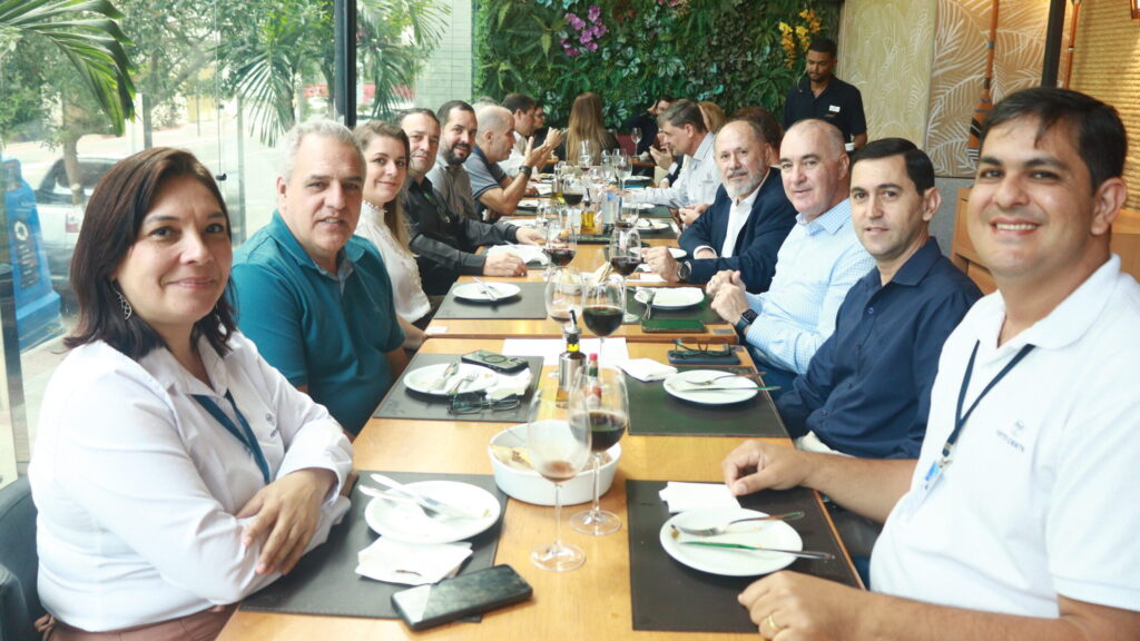 Lideranças associativistas se reúnem em Vila Velha e conhecem novos serviços para as associações comerciais – foto 4