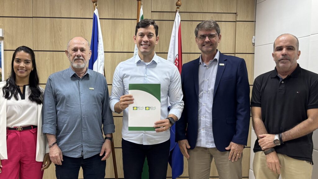ACE-ES participa de reunião com o prefeito de Vila Velha sobre a Lei de Liberdade Econômica
