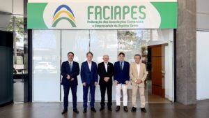 Associações comerciais capixabas discutem projetos para 2026 com federação do Rio de Janeiro